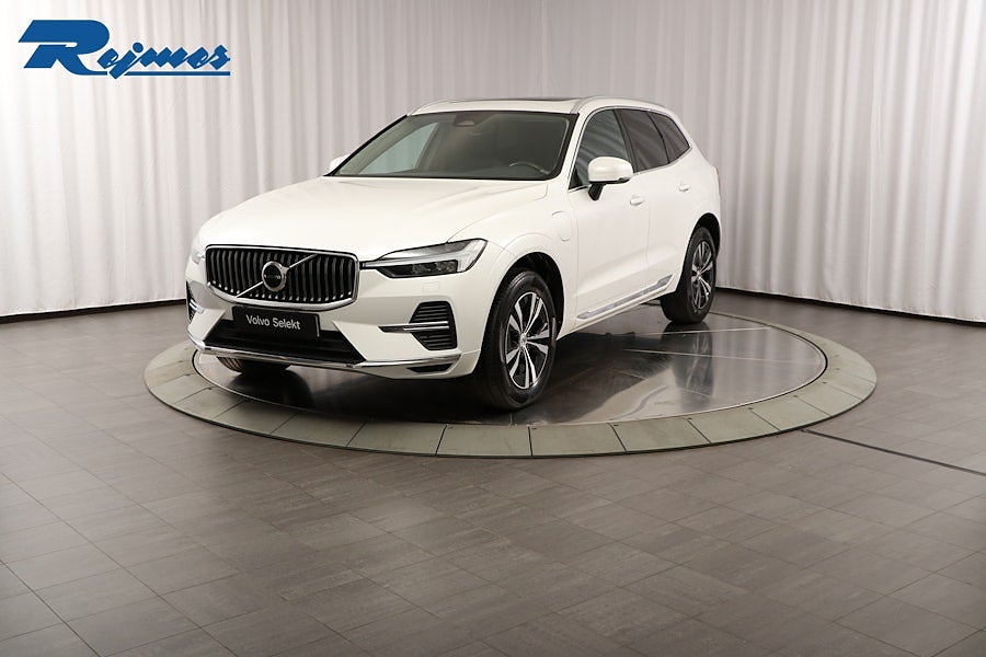Volvo XC60 Recharge T6 Core Edition