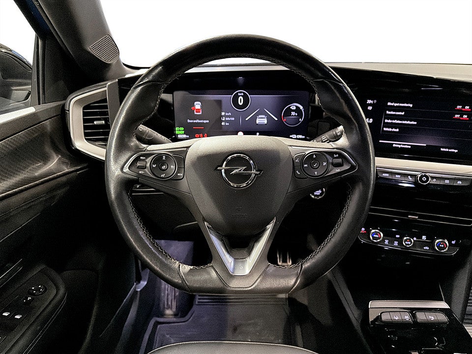 Bild på Opel Mokka-e GS Ultimate 50 kWh 136hk Aut B-KAMERA CARPLAY