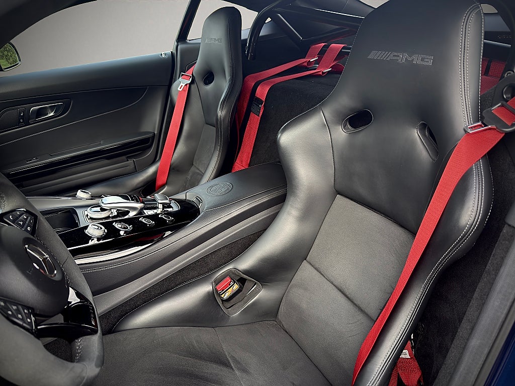 Mercedes-Benz AMG GT R 585hk - bild 5