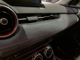 Halvkombi Mazda CX-3 27 av 29