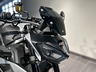BMW M1000R