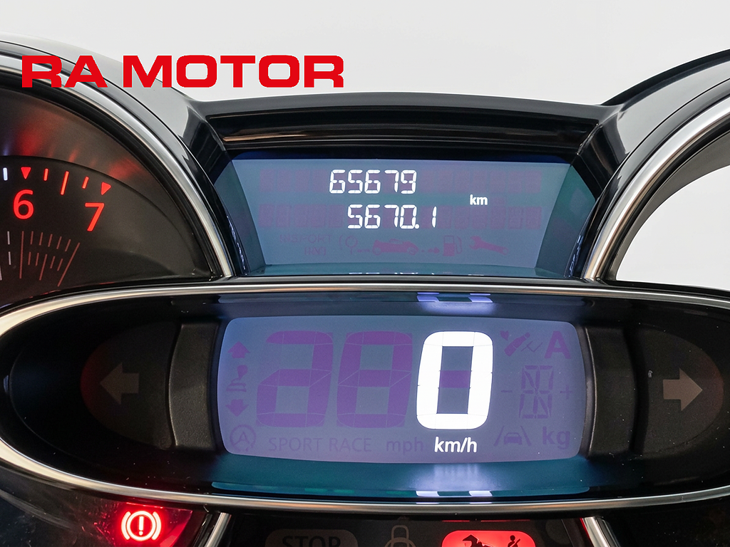 Renault Clio 0.9 TCe 5dr Zen | Navi | 2019