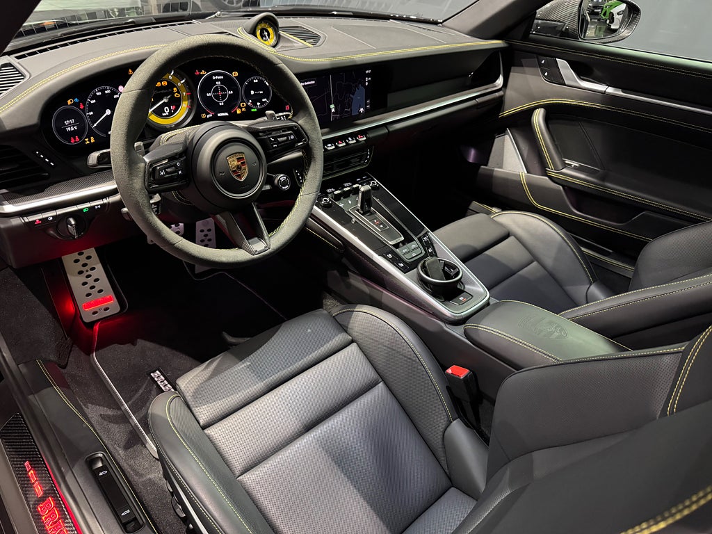 Porsche 911 992 Turbo S Cab Sport Design Aerodynamic BRABUS 720 - bild 4