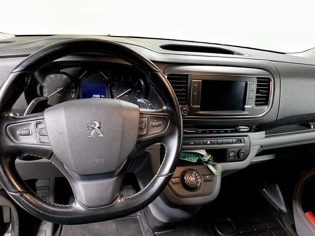 Bild på Peugeot Expert PRO+ 2.0 BHDi 180hk Aut L3 - B-KAMERA, DRAG