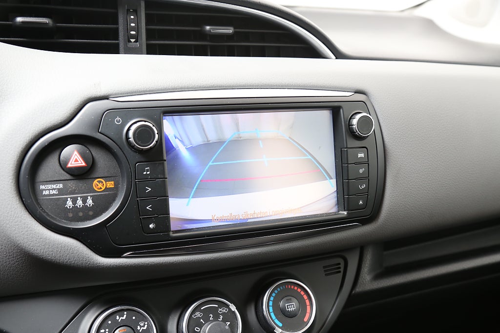 Toyota Yaris 1,33 Dual VVT-i Multidrive S Active 5-dörrar Kamera 2015