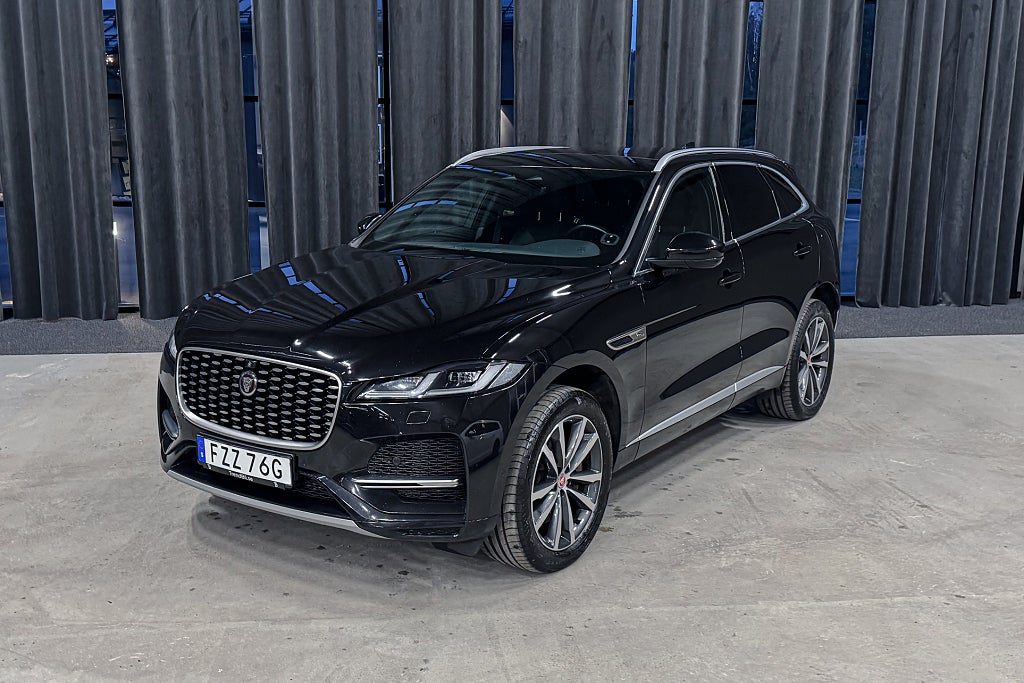 Jaguar F-Pace P400e PHEV 3,99%|Panorama|Läder|360|Värmare 