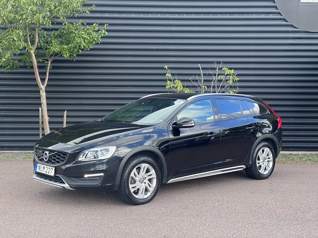 Volvo V60 Cross Country D4 Momentum Backkamera Drag 190hk 