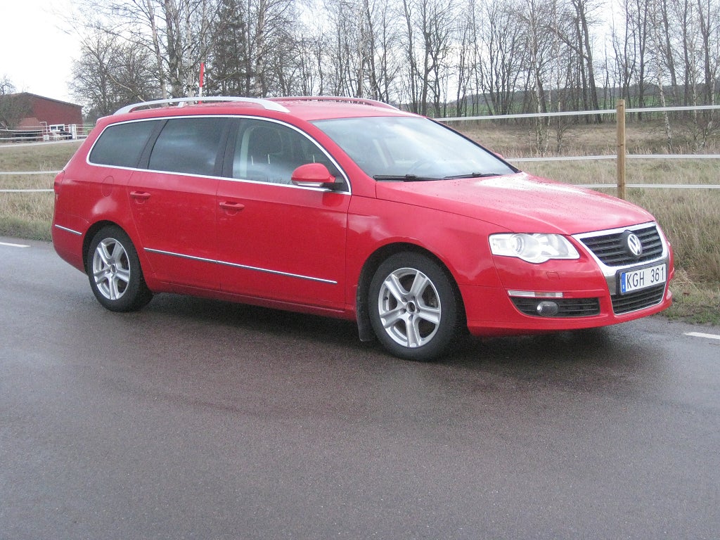 Volkswagen Passat Variant 2.0 TDI Sportline Euro 4 Nybes Nyserv Aut