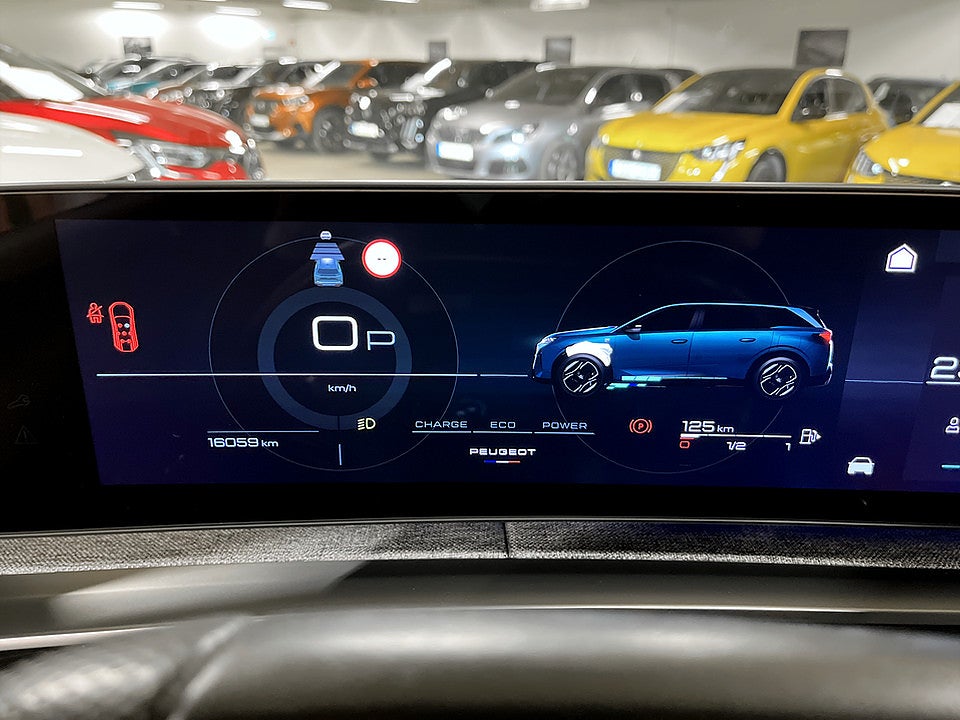Bild på Peugeot 5008 GT Hybrid 145hk Aut 7-SITS B-KAMERA CARPLAY