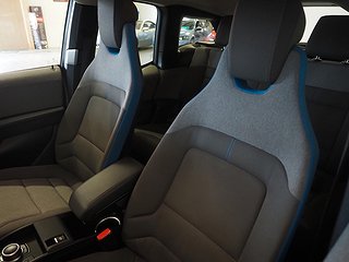 Halvkombi BMW i3 14 av 21