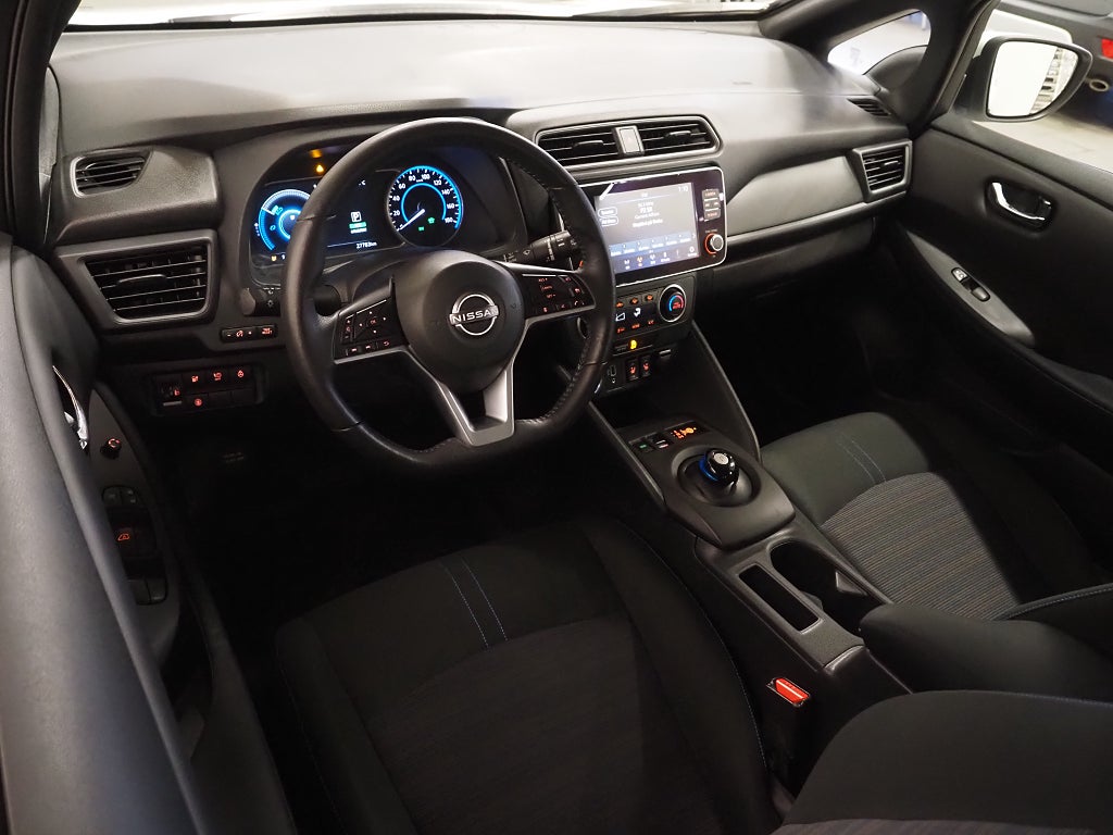 Nissan Leaf 40 kWh 150hk Acenta | Backkamera | Rattvärme | 2022