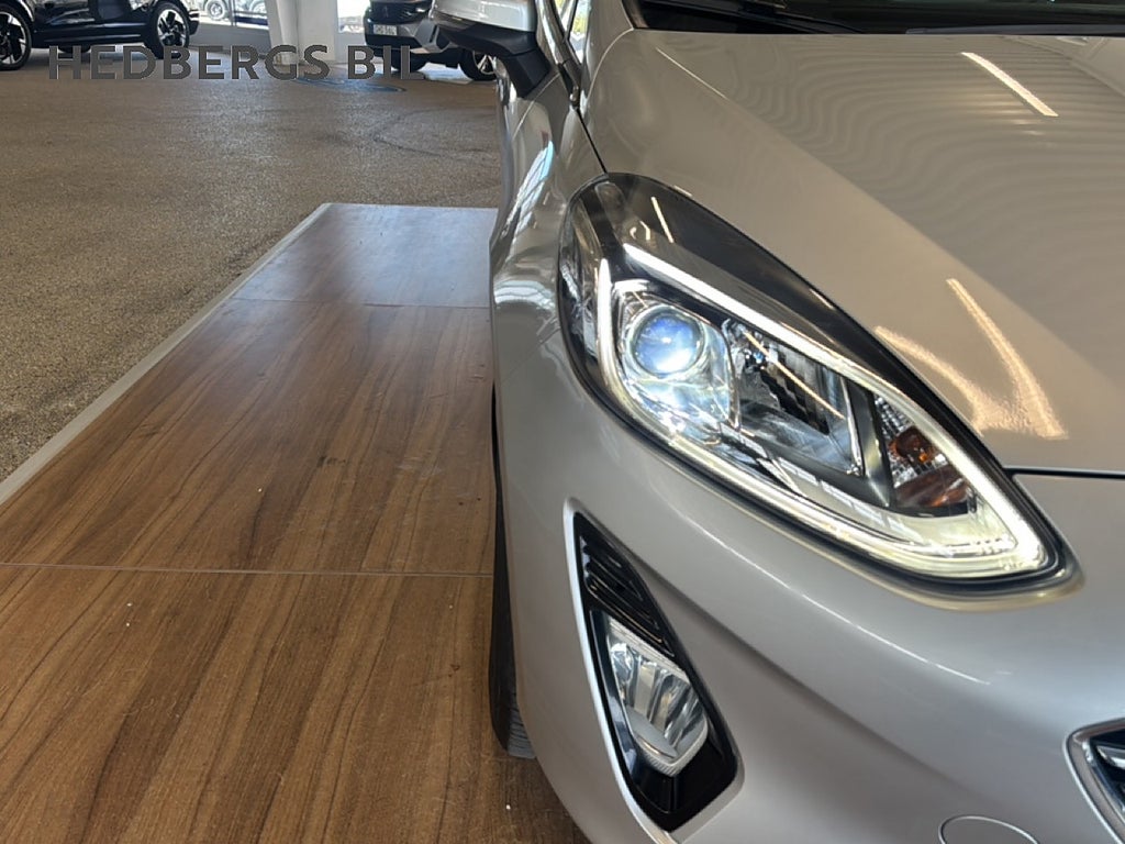 Ford Fiesta Titanium 1.0 EcoBoost 95HK  thumbnail