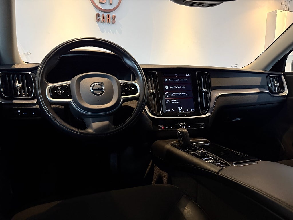 Volvo V60 T6 Twin Engine AWD Geartronic Momentum Advanced MOMS