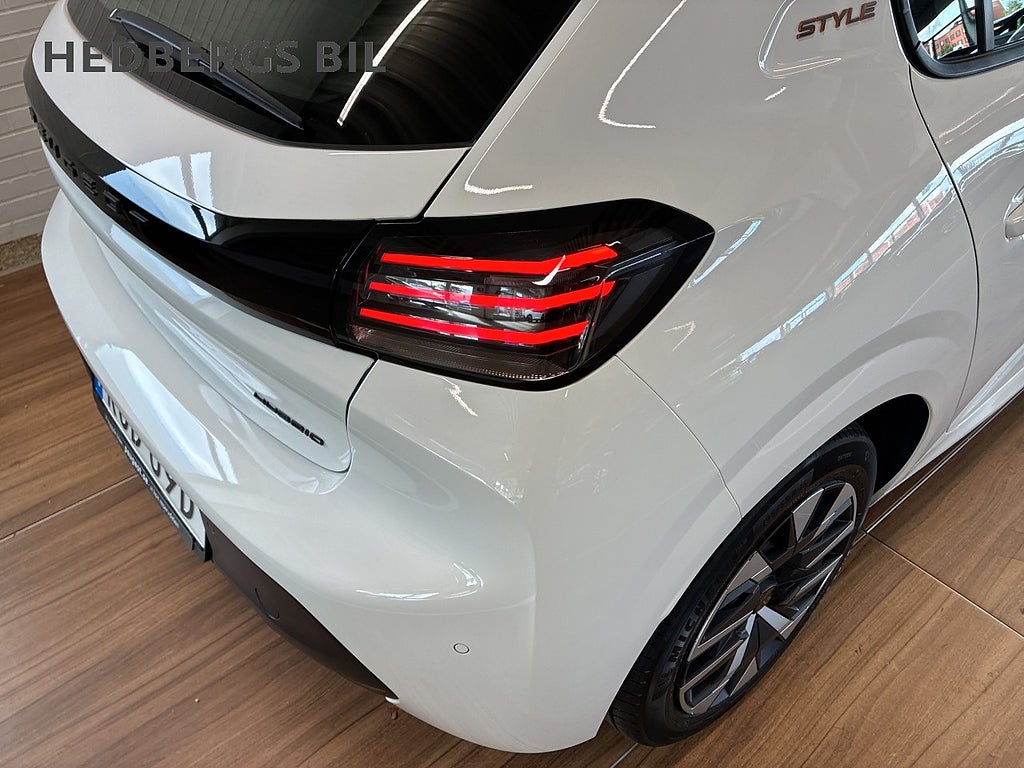 Peugeot 208 HYBRID 100 e-DSC STYLE thumbnail