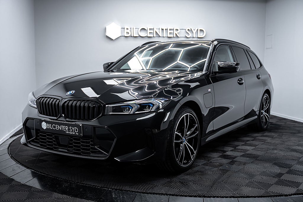 BMW 330e Touring|M-Sport|HiFi|Dragkrok|ShadowLine|Navi|292hk