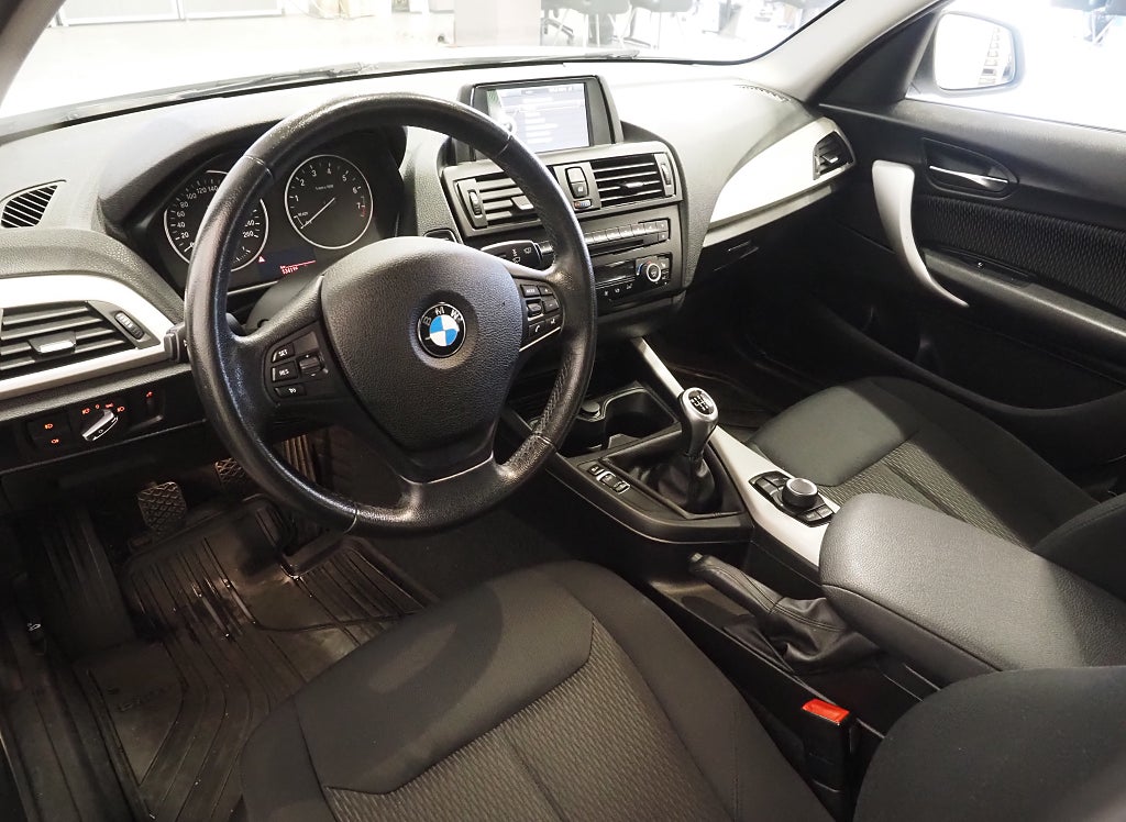 BMW 116 i 136hk Advantage P-Sensorer Farthållare 2013