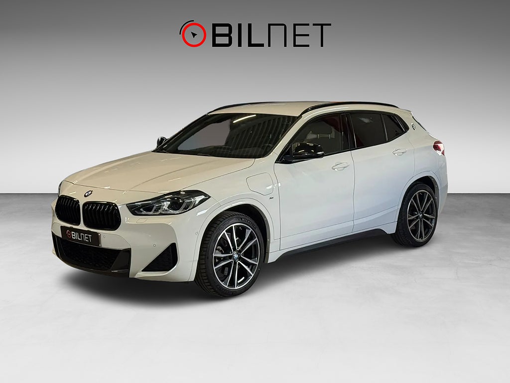 BMW X2 xDrive25e Aut *3,99%* M Sport Plug-In LED HUD Värmare