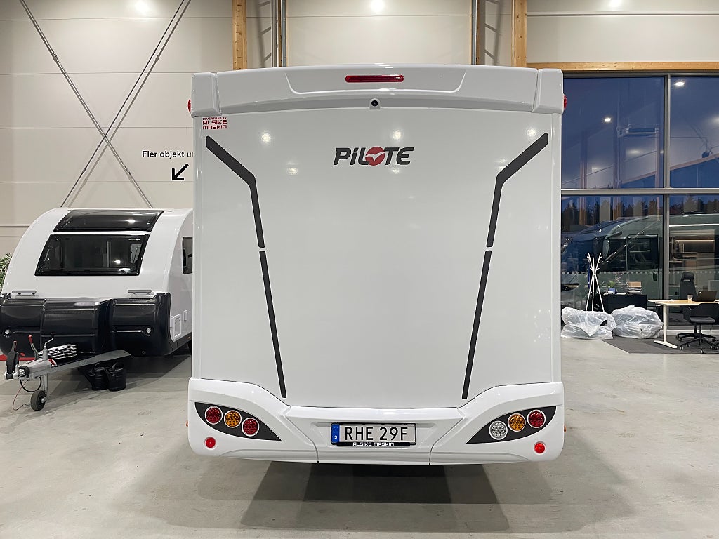 Pilote P 740 GJ / Solcell / B-körkort / Automat /  - Pilote