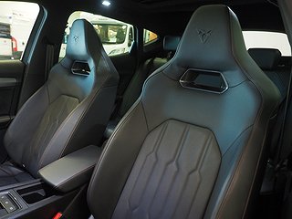 Kombi Cupra Formentor 20 av 27