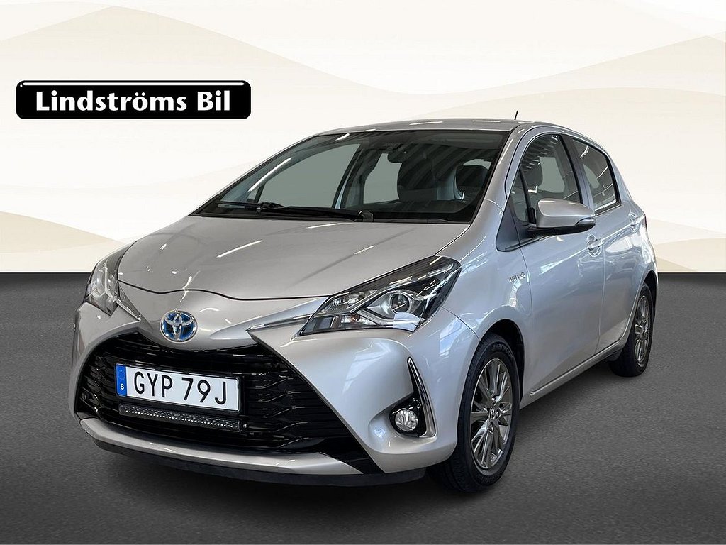 Toyota Yaris Hybrid 1,5 5-D Active Vhjul Moms