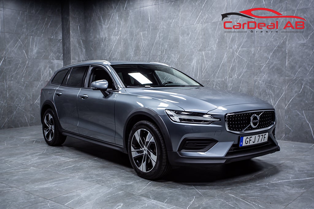 Volvo V60 Cross Country D4 AWD Geartronic 190hk Värmare Extraljus Kamera Drag