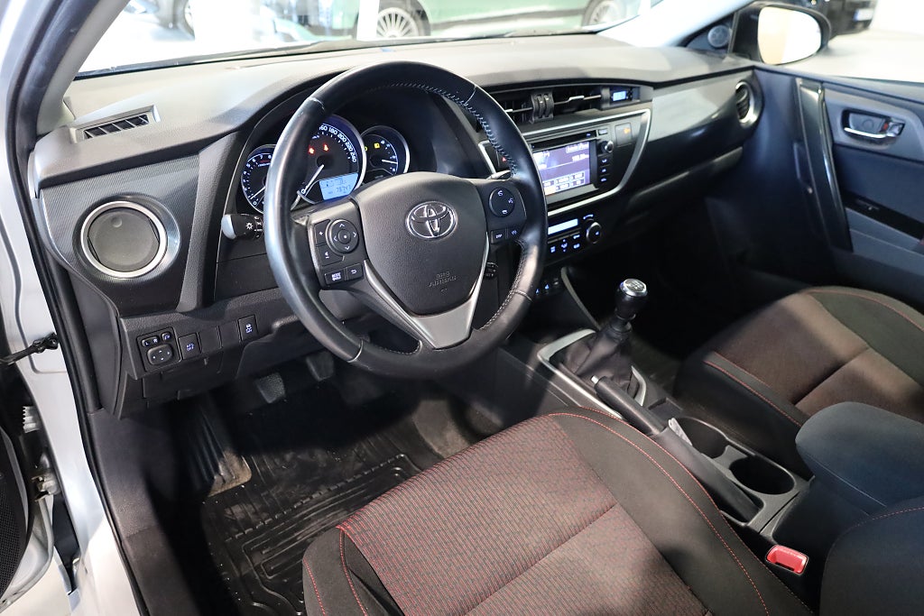 Toyota Auris 1.6 Valvematic Style Kamera Blåtand 2013