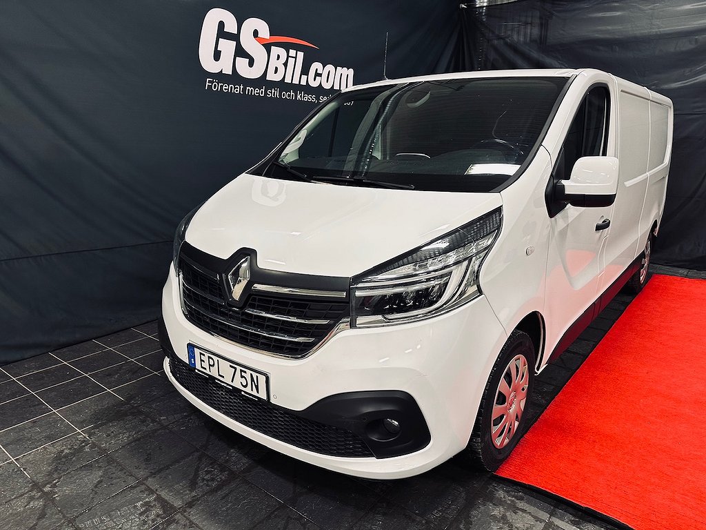 Renault trafic 2.0 dCi 3.0t L2H1 3 Säten 6600 mil