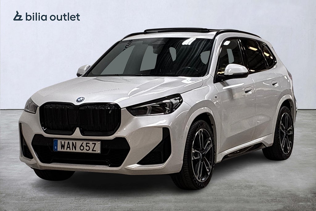 BMW iX1 xDrive30 M Sport 306hk Panorama Widescreen Carplay (WAN65Z ...