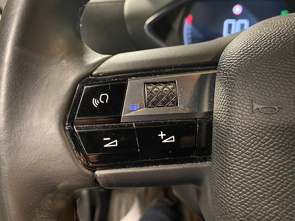 Bild på DS 3 Prestige Crossback 1.2 PureTech 100hk 