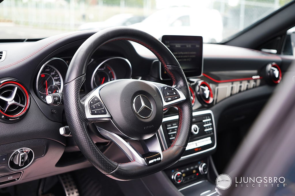 Mercedes-Benz CLA45 2018 - miniatyr 5