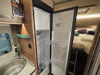 Husbil-halvintegrerad Knaus VanWave 640 MEG Vansation 18 av 32