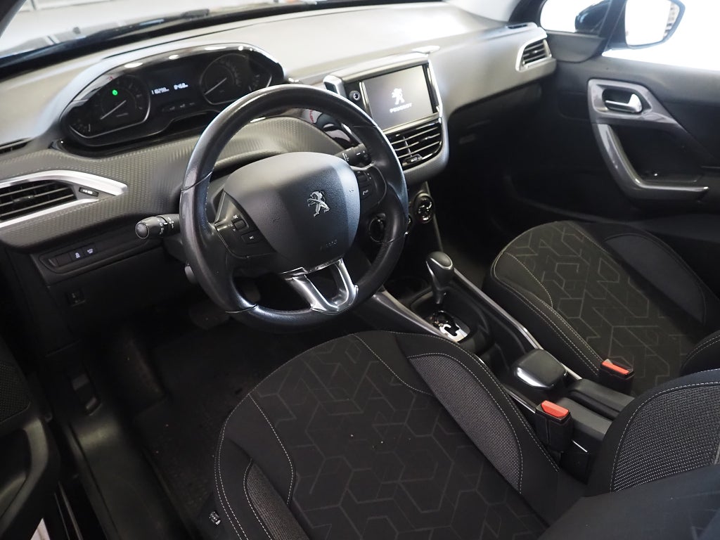 Peugeot 2008 Active 1.2 PureTech 110 EAT Automat 2016