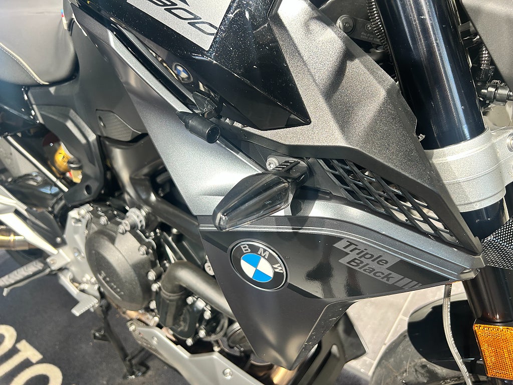 BMW F900R 3,45%/Akrapovic/Väskor/Samtliga paket