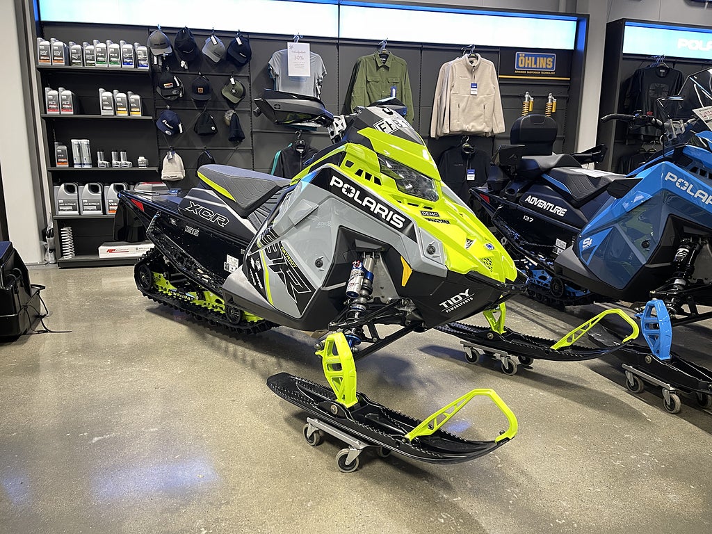 Polaris 9R INDY XCR 136" DEMO