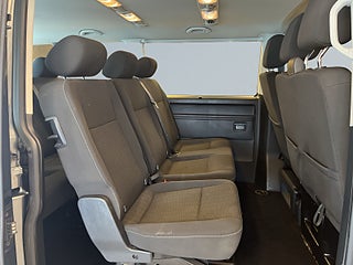Volkswagen Caravelle 2.0 TDI Comfortline 9-Sits/Drag/P-Värm/S&V-Hjul/P-Sens