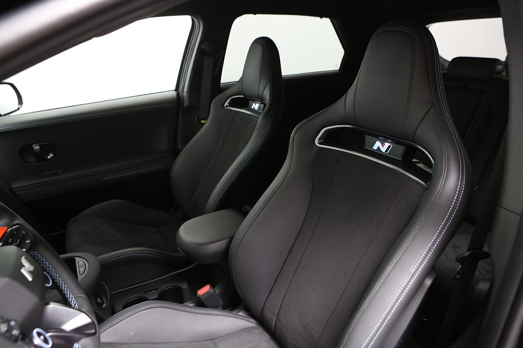 Hyundai IONIQ 5 84 kWh 650Hk Head-up Bose 360°Kamera Moms 2024