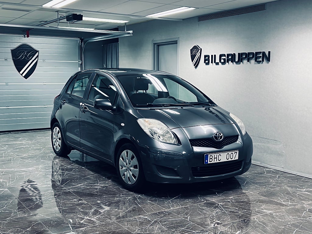Toyota Yaris  1.33 Dual VVT-i|Motorvärmare|SoV dubb|