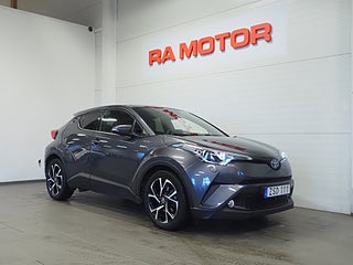SUV Toyota C-HR 3 av 24