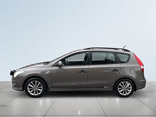 Hyundai i30 CRDi Select Drag/SoV-Däck/Värmare/Psens – bild 4