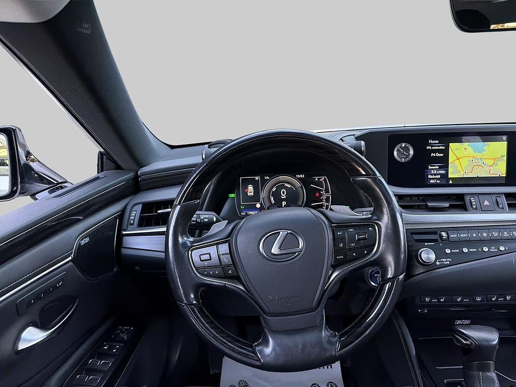 Lexus ES300h 2021 - miniatyr 9