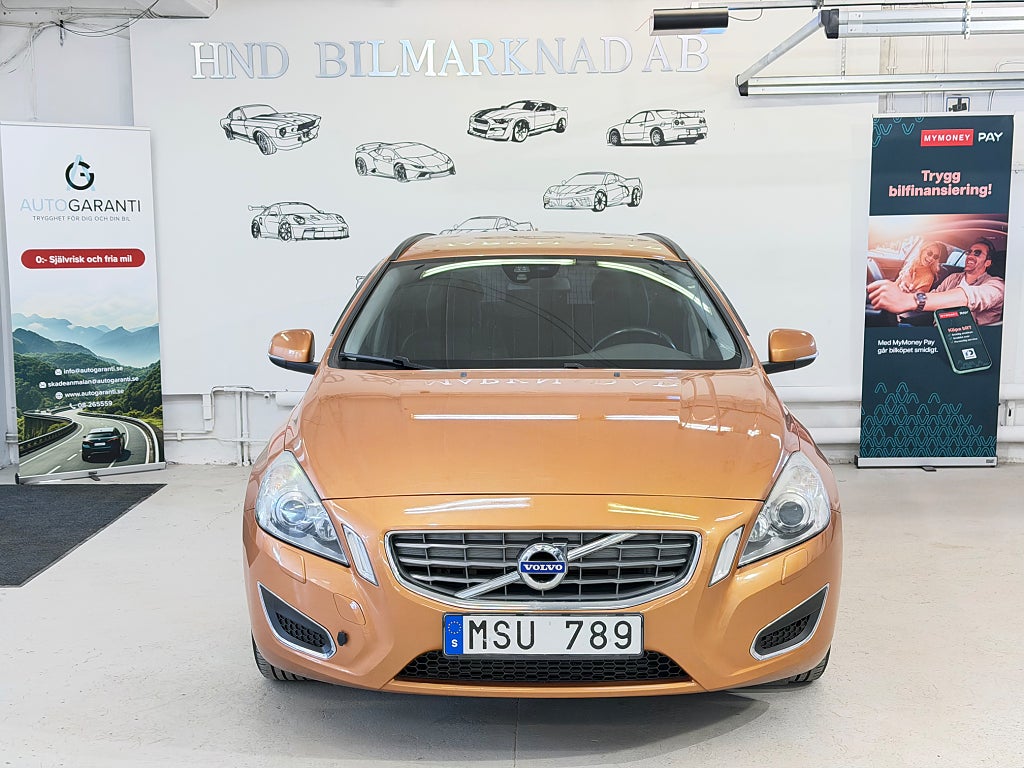 Volvo V60 D2 Powershift Momentum Ny Servad Ny Besiktad Auto 116HK