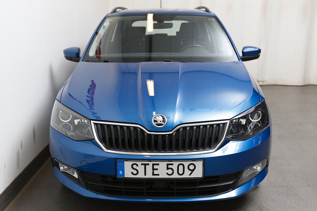 Skoda Fabia 1,2 TSI 90hk Style Combi Motorvärmare 2016