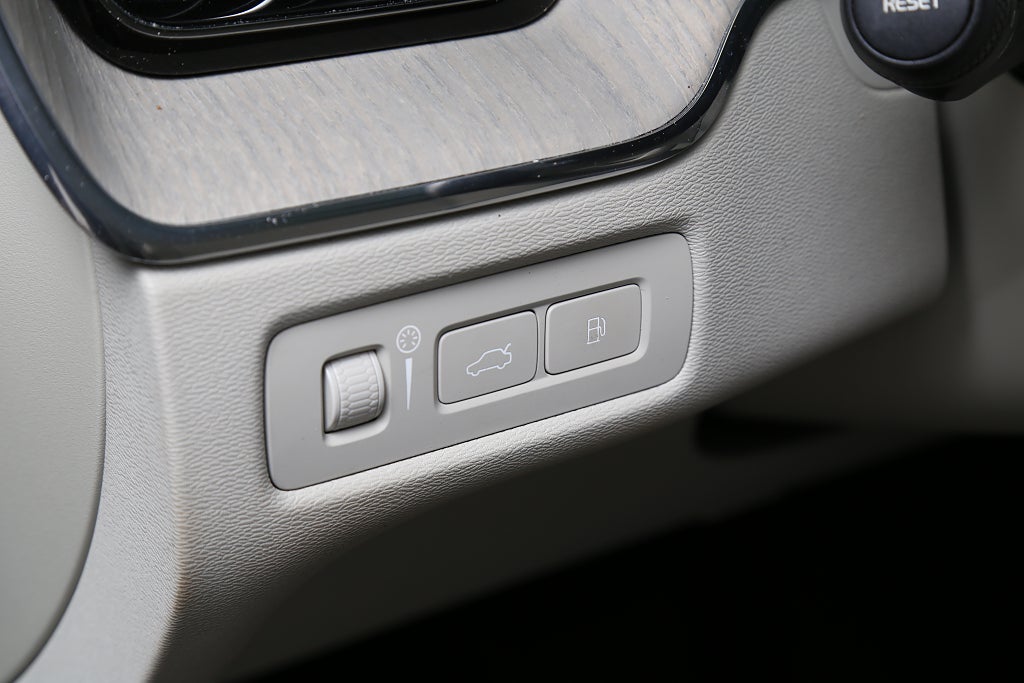 Volvo XC60 Recharge T6 Inscription AWD Pano Skinn Orrefors Drag 2022