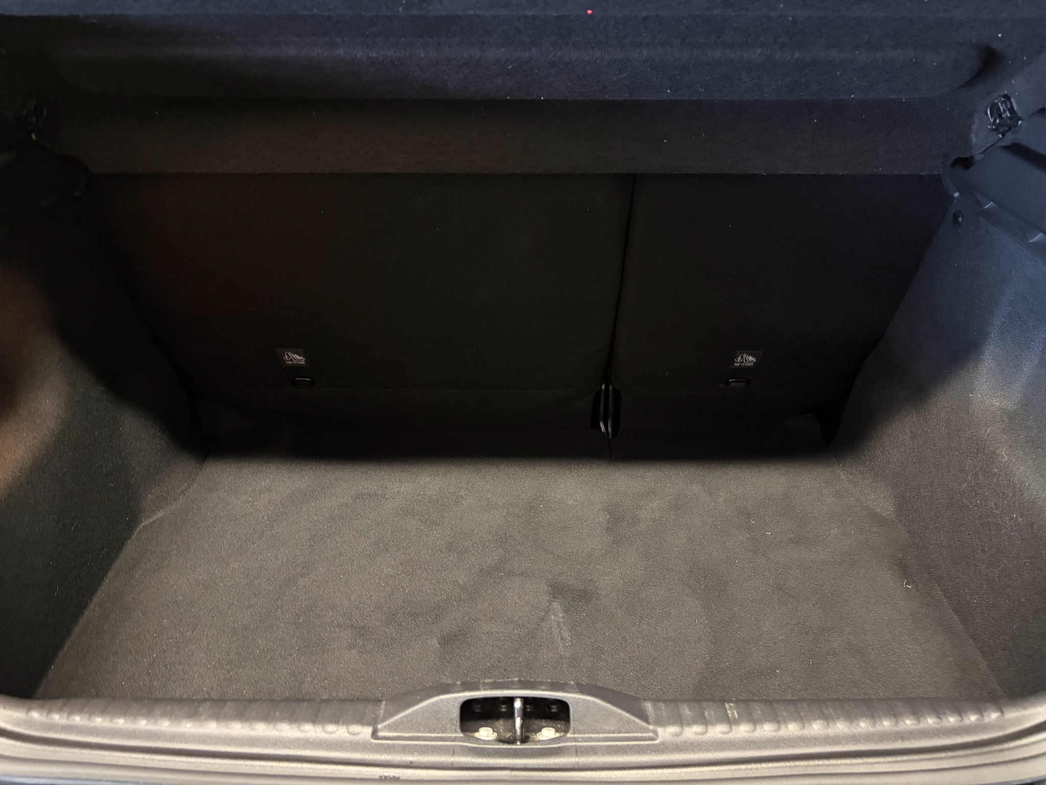 Citroen C3 Shine PureTech 82 2023, kuva 5/36