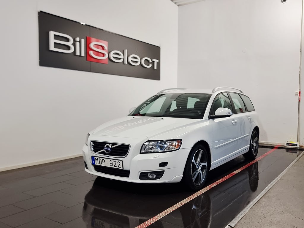 Volvo V50 D2 Momentum Euro 5 Dragk FullServad 6-Växl B-Sensor