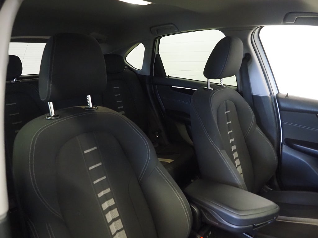 BMW 218 d 150hk Active Tourer  Sport line | Backkamera | Navi | 2017