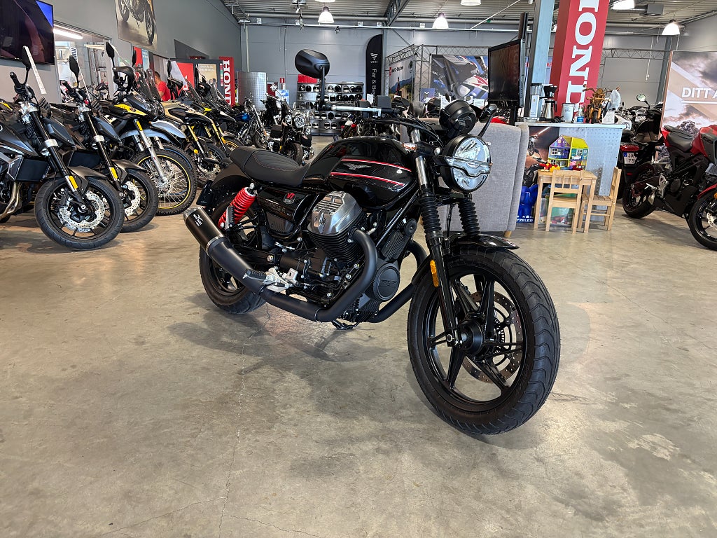 Moto Guzzi V7 850 Stone Special Edition #Endast 20 mil# 