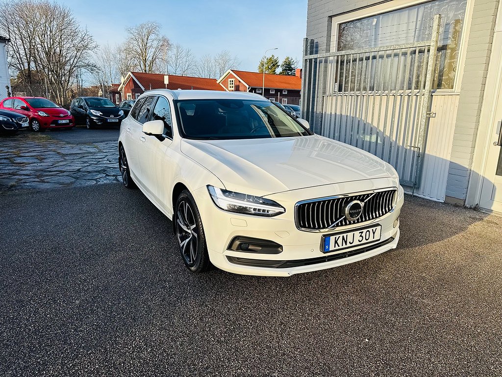 Volvo V90 B4 197HK ADVANCED EDITION SE / PILOT / VOC