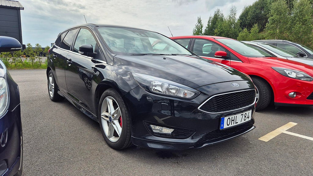 Ford Focus Kombi 1.0 EcoBoost Titanium EU6 ST-Line 125 hk 