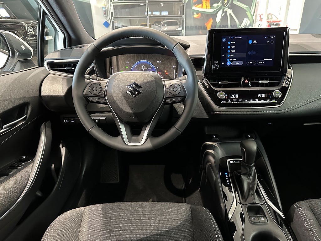 Suzuki Swace 1.8 Hybrid e-CVT Select 140 hk 3 års fri service - bild 6